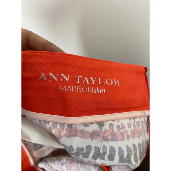 Ann Taylor Madison Printed Multicolor Mini Pencil Skirt Stretch Size 0 - Picture 4 of 9